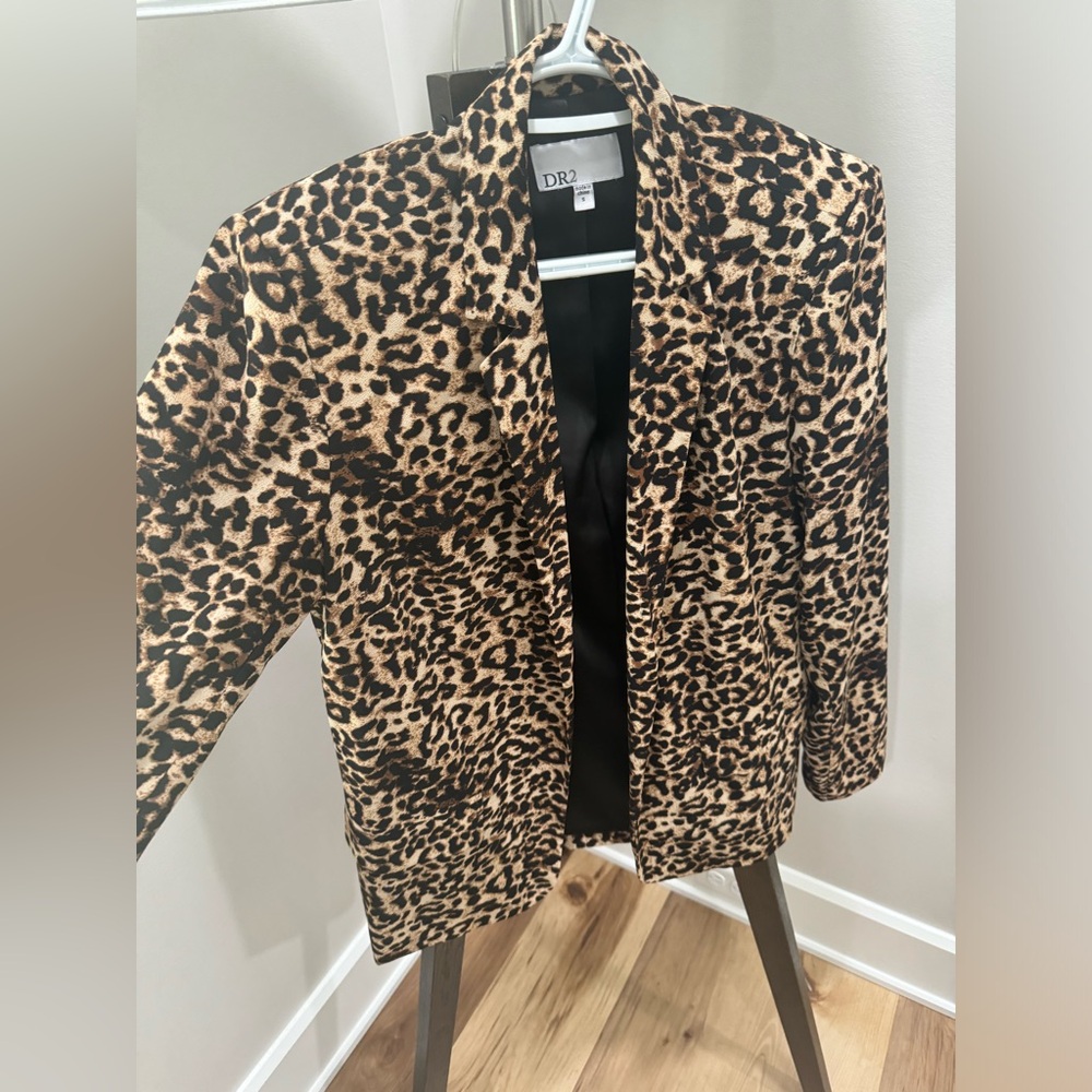 Vici cheetah blazer